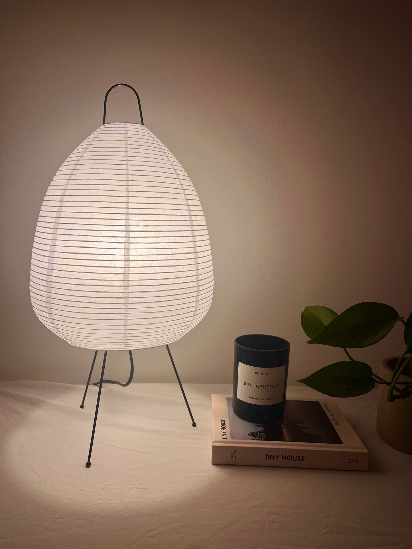 Aiko Akari Paper Lamp